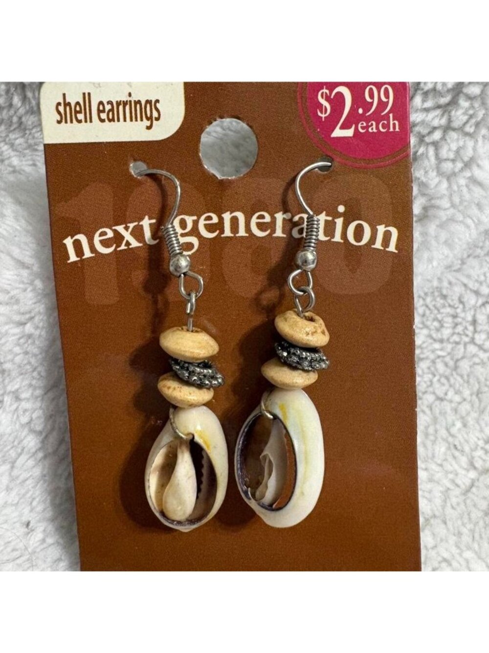 NWT Y2K Next Generation White Cream Shell Earrings